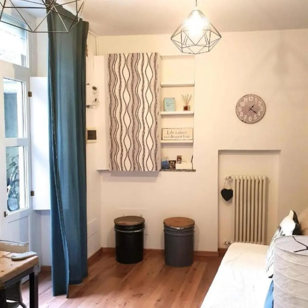 Lake Alley Apartment Como 0*,  Italien